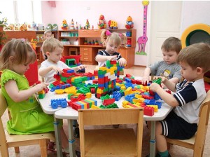 Утвержден список документов для оформления ребенка в детский сад
